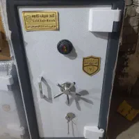 گاوصندوق بزرگ رنگ استاتیک نمایشگاهی wez223344