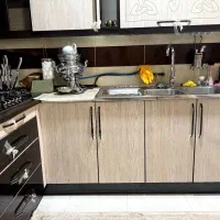 فروش کابینت همراه اجاق گاز و سینک و هود