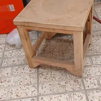 چهار پایه چوبی کوتاه