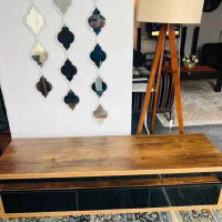 آباژور ایستاده در حد نو روشن|چراغ خواب و آباژور|بندر انزلی, آذربایجان|دیوار