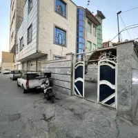 فروش ملک سه طبقه دو نبش