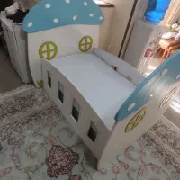 کمد و تخت خواب گهواره ای|اسباب و اثاث بچه|شیراز, میرزاکوچک خان|دیوار