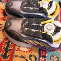 چند جفت کفش پسرانه از 6تا 9سال|کیف، کفش، کمربند|هشتگرد, فاز ۱ مهستان|دیوار