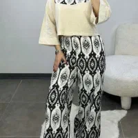 استخدام مدل پوشاک