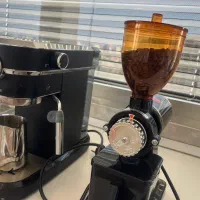 اسپرسو ساز مباشی و آسیاب قهوه در حد نو|سماور، چای‌ساز، قهوه‌ساز|کیش, |دیوار