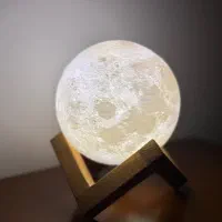 چراغ خواب ۳ بعدی کره ماه ( لمسی )