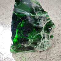 سنگ جواهر دو کیلویی قدیمی