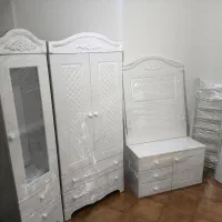 مبل سلطنتی و تخت نوزاد و نوجوان کمد ویترین سیسمونی