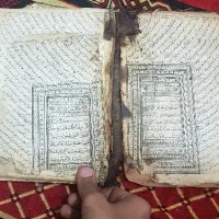 کتاب قرآن خطی|کلکسیون اشیاء عتیقه|بومهن, |دیوار