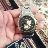 ساعت تیسوت اصل|ساعت|قدس, شهرقدس|دیوار