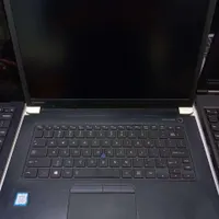 TOSHIBA X30 TOUCH  i7-8350U  8GB DDR4  256GB