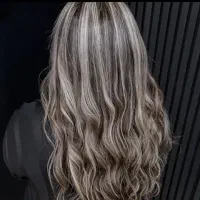 خدمات و آموزش رشته های آرایشگری