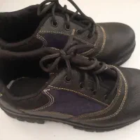 تعدادی کفش و صندل بفروش میرسد|کیف، کفش، کمربند|رشت, استادسرا|دیوار