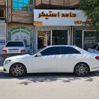 شاگرد نصب شیشه دودی