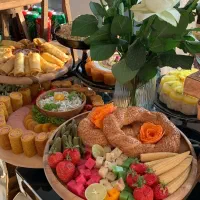 میزبانی مراسم جشن و یادبود