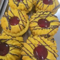 کار در کارگاه قنادی