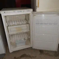 فریزر نقلی آزمایش ۴ کشویی بدون برفک سالم تمیز|یخچال و فریزر|بروجرد, |دیوار