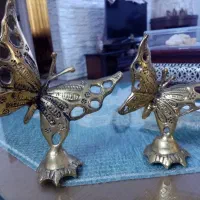 معاوضه یا فروش پروانه برنجی و وسایل دکوری قدیمی