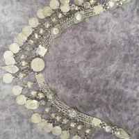 گردنبد با جلیقه با سکه شاهی