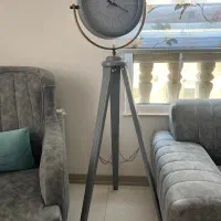 ساعت ایستاده در حد نو