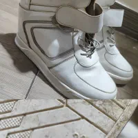 بوت و کتونی