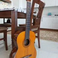 گیتار یاماها C70