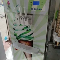 دستگاه بستنی