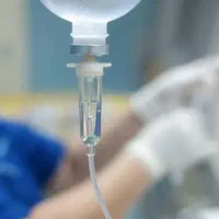 خدمات پرستاری تزریقات وصل سرم تراپی فصد خون درمنزل|خدمات آرایشگری و زیبایی|تهران, صادقیه|دیوار