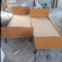 دو عدد تخت تک نفره
