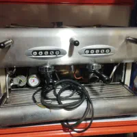 فروشنده و خریدار دستگاه اسپرسو ساز صنعتی و آسیاب