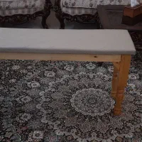 دو عدد نیمکت