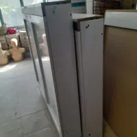 ویترین. مانکن. چوب کار