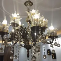 لوستر ده شعله برنز|لوستر و چراغ آویز|قم, امامزاده ابراهیم|دیوار
