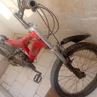 یک دوچرخه اصل ۲۲