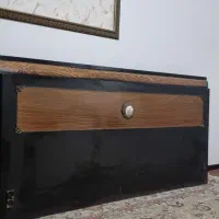 تخت  چوب ۲ نفره به همراه  آیینه  و کنسول باهم