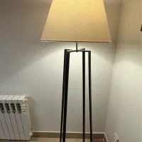 آباژور پایه بلند