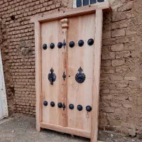 درب و پنجره چوبی سنتی قدیمی
