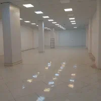 مغازه ۳۰۰ متری میدان شهدا