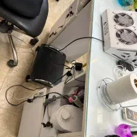 فروش میز ناخن و استند لاک|آرایشگاه و سالنهای زیبایی|تهران, شیوا|دیوار