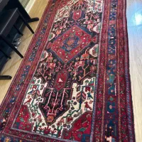 یک تخته فرش دستباف نهاوند|فرش|تهران, آبشار تهران (دریاچه)|دیوار