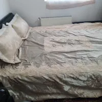 تخت دونفره سالم شیک|تخت و سرویس خواب|قم, هنرستان|دیوار
