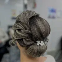 شینیون|خدمات آرایشگری و زیبایی|قم, حکمت شمالی|دیوار