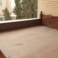 یک عدد تخت سنتی چوب چنار خشک طرح گره چینی درجه یک|مبلمان خانگی و میز عسلی|اصفهان, عباسآباد|دیوار