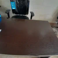 میز اداری و صندلی گردان