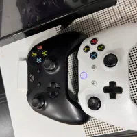 Xbox one s1TB با دو دسته و بازی
