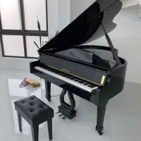 پیانو یاماها گرند طرح آکوستیک