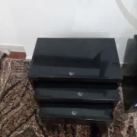 مبلمان همراه با میز و گل میز