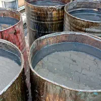 فروش روغن سوخته جهت کار ساختمانی و قالب بندی|عمده‌فروشی|شهریار, اسد‌آباد|دیوار