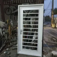 یک عدد درب ورودی ورق سنگین