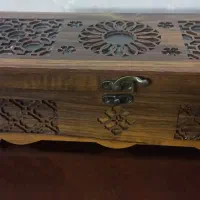 اردور  روی میز